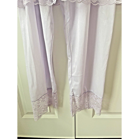 Vintage Jenelle of California Lace Trimmed Lavender Pajama Lounge Set READ DESC! - Picture 2 of 10